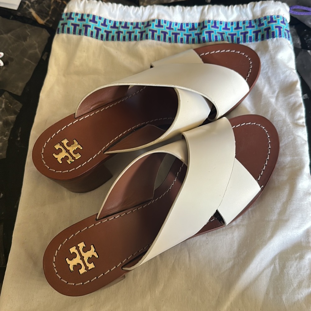 Tory Burch size 9 sandals - Picture 2 of 7